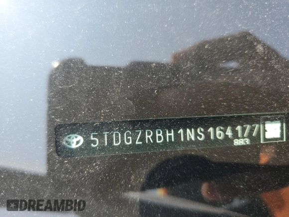 2022 Toyota Highlander XLE with VIN 5TDGZRBH1NS164177, listed as a Copart auction lot 58965595 with 72,284 mi miles and Salvage title. Bid and sale history available at DreamBid. Image 13.
