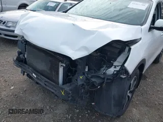 2018 Kia Sorento EX with VIN 5XYPHDA53JG384120, listed as a IAAI auction lot 41657786 with 102,652 mi miles and . Bid and sale history available at carsss.com. Image 18.