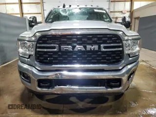 2024 Ram 3500 Big Horn with VIN 3C63RRHLXRG165494, listed as a Copart auction lot 80428054 with 47,791 mi miles and Clean Title. Bid and sale history available at carsss.com. Image 5.