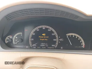 2009 Mercedes-Benz CL 550 with VIN WDDEJ86X09A020980, listed as a IAAI auction lot 41442823 with 132,841 mi miles and . Bid and sale history available at DreamBid. Image 7.