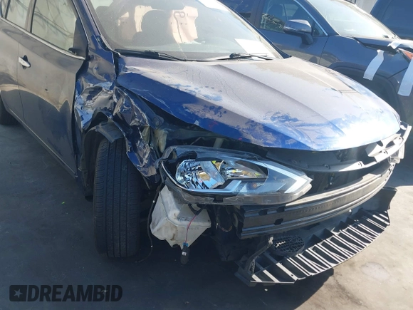2016 Nissan Sentra SR with VIN 3N1AB7APXGL668696, listed as a IAAI auction lot 42023813 with 90,486 mi miles and . Bid and sale history available at DreamBid. Image 6.