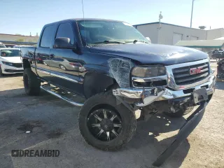 2007 GMC Sierra 1500 SL z VIN 2GTEK13V571160192, wystawiony jako Copart lot #58640144 z przebiegiem 90 638 mil mil oraz Szkoda całkowita • Salvage title. Historia ofert i sprzedaży dostępna na DreamBid. Obrazek 4.