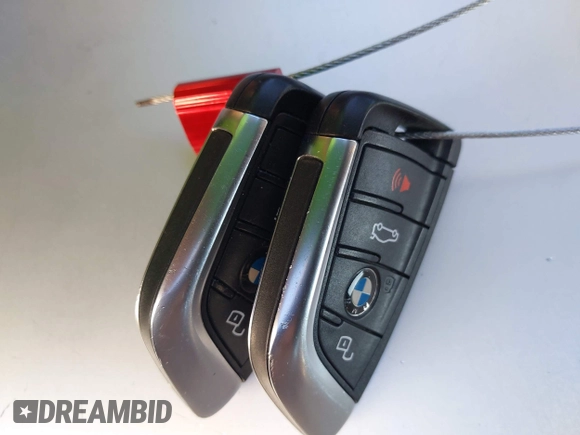 2020 BMW X4 xDrive30i z VIN 5UX2V1C05L9C41372, wystawiony jako IAAI lot #42316997 z przebiegiem 73 412 mil mil oraz . Historia ofert i sprzedaży dostępna na DreamBid. Obrazek 11.