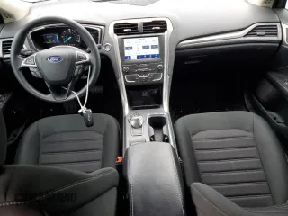 2020 Ford Fusion SE z VIN 3FA6P0LU8LR230769, wystawiony jako Copart lot #55214005 z przebiegiem 83 037 mil mil oraz Szkoda całkowita • Salvage title. Historia ofert i sprzedaży dostępna na DreamBid. Obrazek 8.