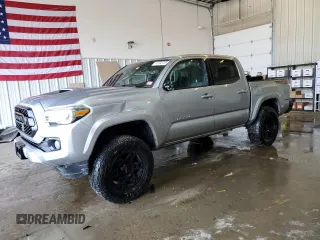 2020 Toyota Tacoma SR5 z VIN 5TFCZ5AN7LX222217, wystawiony jako Copart lot #45892765 z przebiegiem 79 098 mil mil oraz Szkoda całkowita • Salvage title. Historia ofert i sprzedaży dostępna na DreamBid. Obrazek 1.