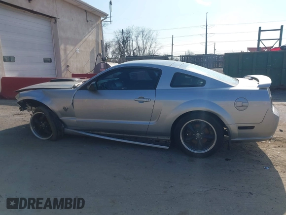 2009 Ford Mustang GT with VIN 1ZVHT82H795128079, listed as a IAAI auction lot 41727791 with 131,495 mi miles and . Bid and sale history available at DreamBid. Image 14.