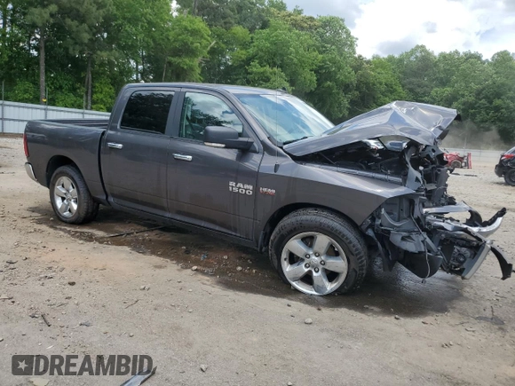 2017 Ram 1500 Lone Star z VIN 3C6RR6LT6HG738258, wystawiony jako Copart lot #55559655 z przebiegiem 106 677 mil mil oraz Szkoda całkowita • Salvage title. Historia ofert i sprzedaży dostępna na DreamBid. Obrazek 4.