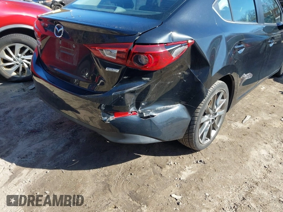 2018 Mazda 3 Touring with VIN 3MZBN1V34JM208669, listed as a IAAI auction lot 41834164 with 117,639 mi miles. Bid and sale history available at carsss.com. Image 6.