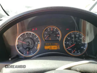 2011 Nissan Titan SL z VIN 1N6AA0EC8BN312137, wystawiony jako Copart lot #60227105 z przebiegiem 194 973 mil mil oraz Szkoda całkowita • Salvage title. Historia ofert i sprzedaży dostępna na DreamBid. Obrazek 9.