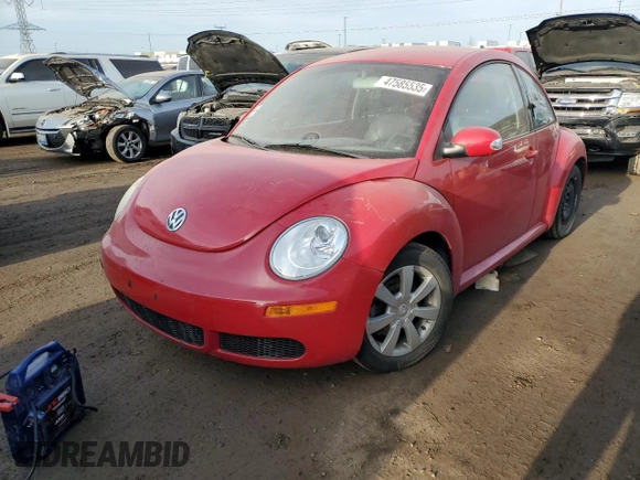 2008 Volkswagen Beetle S z VIN 3VWPG31C08M510360, wystawiony jako Copart lot #47585535 z przebiegiem 51 212 mil mil oraz Szkoda całkowita • Salvage title. Historia ofert i sprzedaży dostępna na DreamBid. Obrazek 1.