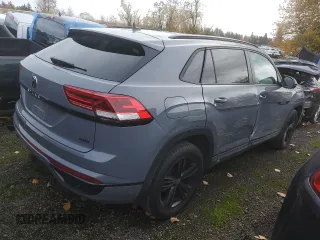 2023 Volkswagen Atlas SEL z VIN 1V2SE2CA8PC210959, wystawiony jako Copart lot #73726564 z przebiegiem 27 799 mil mil oraz Szkoda całkowita • Salvage title. Historia ofert i sprzedaży dostępna na DreamBid. Obrazek 3.