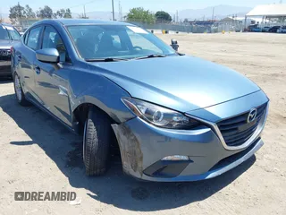 2014 Mazda 3 i Grand Touring z VIN JM1BM1W71E1141443, wystawiony jako IAAI lot #42640576 z przebiegiem 90 722 mil mil oraz . Historia ofert i sprzedaży dostępna na DreamBid. Obrazek 1.