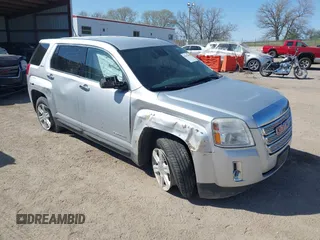 2015 GMC Terrain SLE with VIN 2GKFLVEKXF6226477, listed as a IAAI auction lot 42031099 with 143,643 mi miles. Bid and sale history available at carsss.com. Image 1.