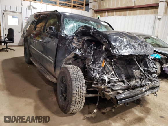 2012 GMC Yukon XL Denali with VIN 1GKS2MEFXCR319109, listed as a Copart auction lot 77485124 with Not Provided miles and Salvage Title. Bid and sale history available at carsss.com. Image 4.