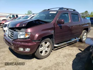 2013 Honda Ridgeline RTL z VIN 5FPYK1F51DB018561, wystawiony jako Copart lot #56311205 z przebiegiem 217 138 mil mil oraz Czysty tytuł • Clean title. Historia ofert i sprzedaży dostępna na DreamBid. Obrazek 1.