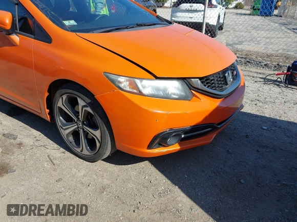 2015 Honda Civic Sedan Si with VIN 2HGFB6E53FH701374, listed as a IAAI auction lot 42051001 with 121,037 mi miles. Bid and sale history available at carsss.com. Image 17.