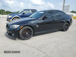 2011 BMW 3 Series 328i xDrive z VIN WBAPK7C56BA970180, wystawiony jako Copart lot #60878415 z przebiegiem 144 218 mil mil oraz Czysty tytuł • Clean title. Historia ofert i sprzedaży dostępna na DreamBid. Obrazek 1.