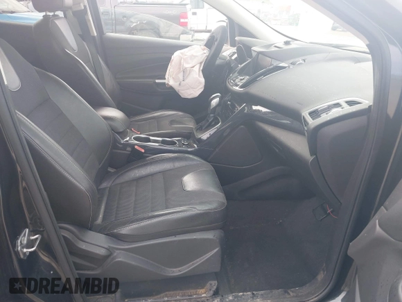 2013 Ford Escape Titanium z VIN 1FMCU0J90DUB32703, wystawiony jako IAAI lot #41714424 z przebiegiem 127 639 mil mil oraz . Historia ofert i sprzedaży dostępna na DreamBid. Obrazek 5.