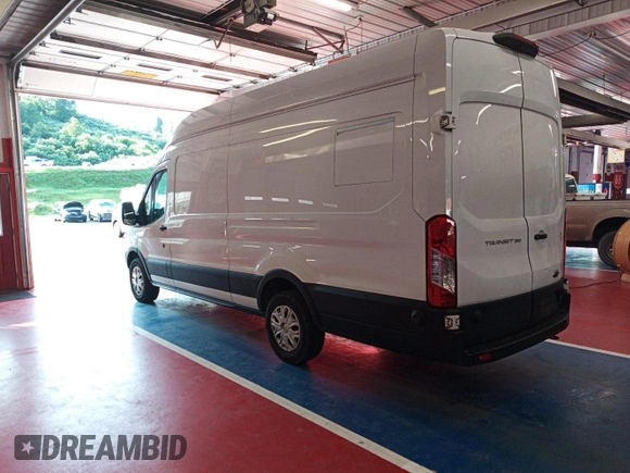2019 Ford Transit с VIN 1FTBW3XM1KKA29208, выставлен на аукционе IAAI как лот 42631265 с пробегом 215 367 миль миль и . История ставок и продаж доступна на DreamBid. Изображение 38.