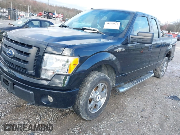 2010 Ford F-150 XL with VIN 1FTEX1CW2AFD49537, listed as a IAAI auction lot 41577517 with 242,153 mi miles. Bid and sale history available at carsss.com. Image 20.