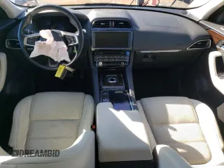 2020 Jaguar F-Pace 25t Prestige с VIN SADCK2FXXLA631526, выставлен на аукционе Copart как лот 46393265 с пробегом 69 067 миль миль и Списание • Salvage title. История ставок и продаж доступна на DreamBid. Изображение 8.