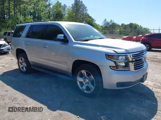 2017 Chevrolet Tahoe LT z VIN 1GNSCBKC9HR248863, wystawiony jako IAAI lot #42019222 z przebiegiem 147 989 mil mil oraz . Historia ofert i sprzedaży dostępna na DreamBid. Obrazek 1.