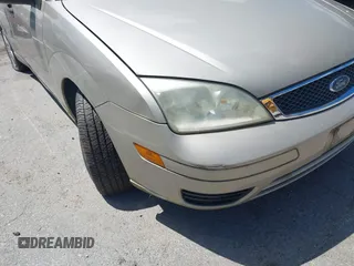 2006 Ford Focus S с VIN 1FAHP34N56W205542, выставлен на аукционе IAAI как лот 42777558 с пробегом 68 828 миль миль и . История ставок и продаж доступна на DreamBid. Изображение 6.