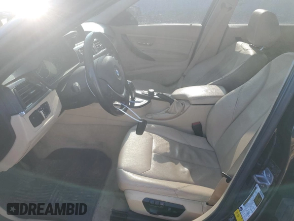 2014 BMW 3 Series 328i xDrive с VIN WBA3B5G54ENS06340, выставлен на аукционе Copart как лот 42126795 с пробегом 123 999 миль миль и Списание • Salvage title. История ставок и продаж доступна на DreamBid. Изображение 7.