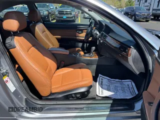 2009 BMW 3 Series 335i xDrive with VIN WBAWC73559E269786, listed as a Copart auction lot 60289415 with 113,363 mi miles and Clean title. Bid and sale history available at DreamBid. Image 5.
