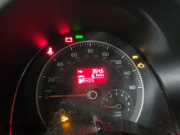 2009 Volkswagen Beetle S with VIN 3VWPW31C19M501915, listed as a Copart auction lot 47326055 with 161,444 mi miles and Clean title. Bid and sale history available at DreamBid. Image 9.