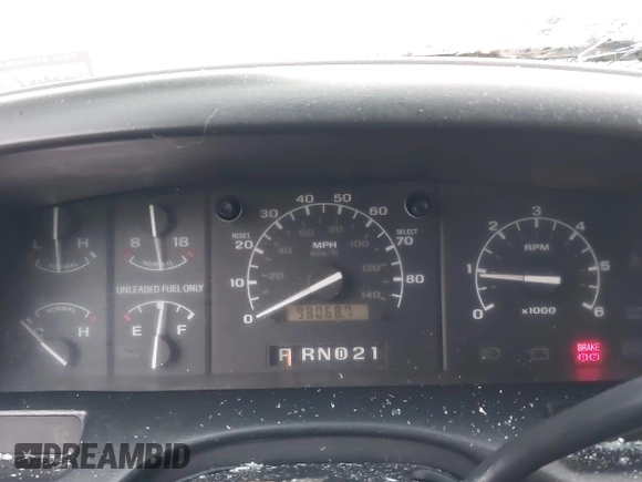 1996 Ford F-250 with VIN 1FTHX26G3TEA37596, listed as a IAAI auction lot 41224366 with 98,068 mi miles and . Bid and sale history available at DreamBid. Image 7.