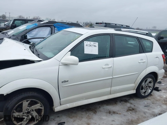 2006 Pontiac Vibe with VIN 5Y2SL65866Z462925, listed as a IAAI auction lot 41283786 with 239,977 mi miles. Bid and sale history available at carsss.com. Image 15.