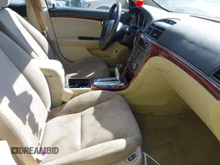 2008 Saturn Aura XE with VIN 1G8ZS57B78F147117, listed as a IAAI auction lot 42000237 with 220,291 mi miles and . Bid and sale history available at DreamBid. Image 5.