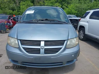 2005 Dodge Caravan SE z VIN 1D4GP24RX5B126816, wystawiony jako IAAI lot #42249235 z przebiegiem 152 638 mil mil oraz . Historia ofert i sprzedaży dostępna na DreamBid. Obrazek 6.