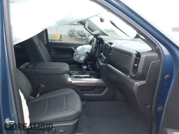 2024 Chevrolet Silverado 1500 LTZ with VIN 2GCUDGED9R1145243, listed as a IAAI auction lot 41537087 with 24,292 mi miles and . Bid and sale history available at DreamBid. Image 5.