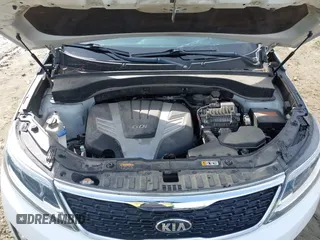 2015 Kia Sorento EX with VIN 5XYKU4A7XFG638114, listed as a IAAI auction lot 41429929 with 160,891 mi miles. Bid and sale history available at carsss.com. Image 10.