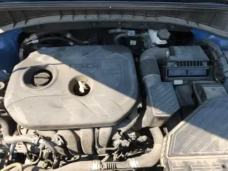 2019 Hyundai Tucson SE z VIN KM8J23A44KU893895, wystawiony jako Copart lot #68015675 z przebiegiem 106 909 mil mil oraz Szkoda całkowita • Salvage title. Historia ofert i sprzedaży dostępna na DreamBid. Obrazek 15.