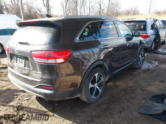 2016 Kia Sorento EX with VIN 5XYPHDA12GG020664, listed as a IAAI auction lot 41476594 with 111,892 mi miles and . Bid and sale history available at DreamBid. Image 4.