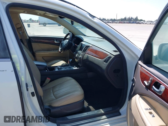2011 Hyundai Equus Ultimate with VIN KMHGH4JF1BU035607, listed as a IAAI auction lot 42519619 with 116,107 mi miles and . Bid and sale history available at DreamBid. Image 5.
