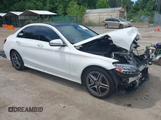2021 Mercedes-Benz C 300 с VIN W1KWF8EB4MR639409, выставлен на аукционе IAAI как лот 42302916 с пробегом 50 055 миль миль и . История ставок и продаж доступна на DreamBid. Изображение 1.