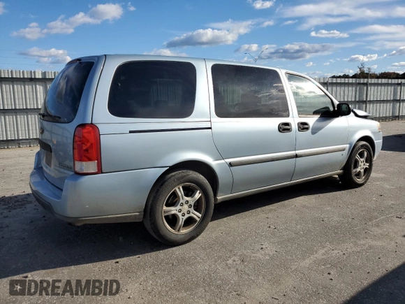 2007 Chevrolet Uplander LS Fleet with VIN 1GNDV23117D215318, listed as a Copart auction lot 81894114 with 170,410 mi miles and Salvage Title. Bid and sale history available at carsss.com. Image 3.
