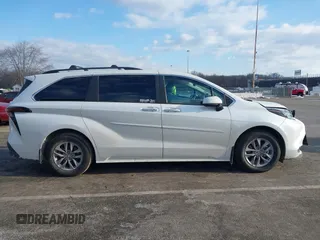 2024 Toyota Sienna XLE with VIN 5TDJSKFC6RS119094, listed as a IAAI auction lot 41434990 with 113,532 mi miles and . Bid and sale history available at DreamBid. Image 13.