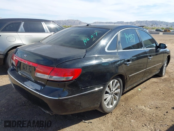 2008 Hyundai Azera Limited with VIN KMHFC46FX8A318696, listed as a IAAI auction lot 41911144 with 229,327 mi miles and . Bid and sale history available at DreamBid. Image 4.