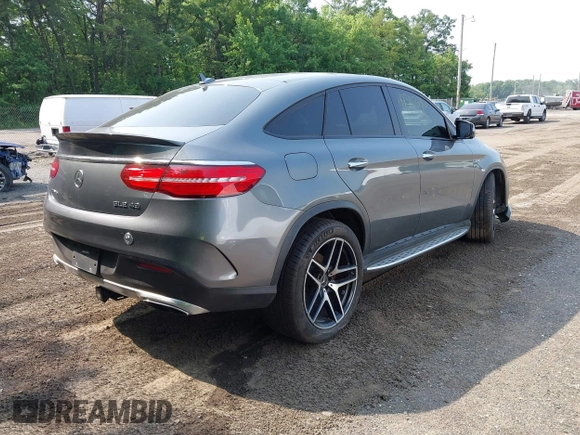 2017 Mercedes-Benz GLE 43 AMG z VIN 4JGED6EB2HA065229, wystawiony jako IAAI lot #42307280 z przebiegiem 68 789 mil mil oraz . Historia ofert i sprzedaży dostępna na DreamBid. Obrazek 4.