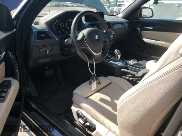 2018 BMW 2 Series 230i with VIN WBA2M7C55JVA97441, listed as a Copart auction lot 68550274 with 32,960 mi miles and Non Repairable. Bid and sale history available at carsss.com. Image 8.