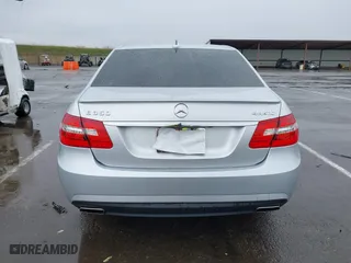 2013 Mercedes-Benz E-Class E 350 Luxury with VIN WDDHF8JB1DA720607, listed as a IAAI auction lot 41514018 with 135,926 mi miles. Bid and sale history available at carsss.com. Image 16.