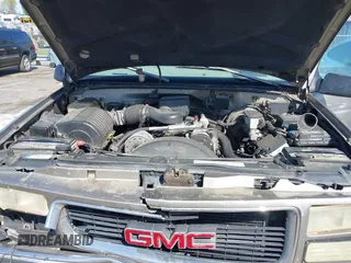 1999 GMC Suburban with VIN 3GKFK16R4XG514928, listed as a IAAI auction lot 41934636 with 245,010 mi miles and . Bid and sale history available at DreamBid. Image 10.