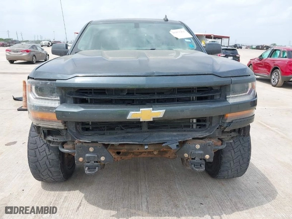 2017 Chevrolet Silverado 1500 LT with VIN 3GCUKREC1HG253015, listed as a IAAI auction lot 41951961 with 148,239 mi miles. Bid and sale history available at carsss.com. Image 6.