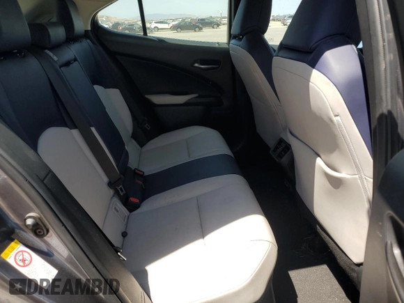 2019 Lexus UX 250h с VIN JTHU9JBHXK2017345, выставлен на аукционе Copart как лот 58538445 с пробегом 43 390 миль миль и Списание • Salvage title. История ставок и продаж доступна на DreamBid. Изображение 10.