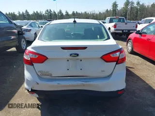 2013 Ford Focus SE with VIN 1FADP3F28DL274208, listed as a IAAI auction lot 41997585 with 233,384 mi miles. Bid and sale history available at carsss.com. Image 6.
